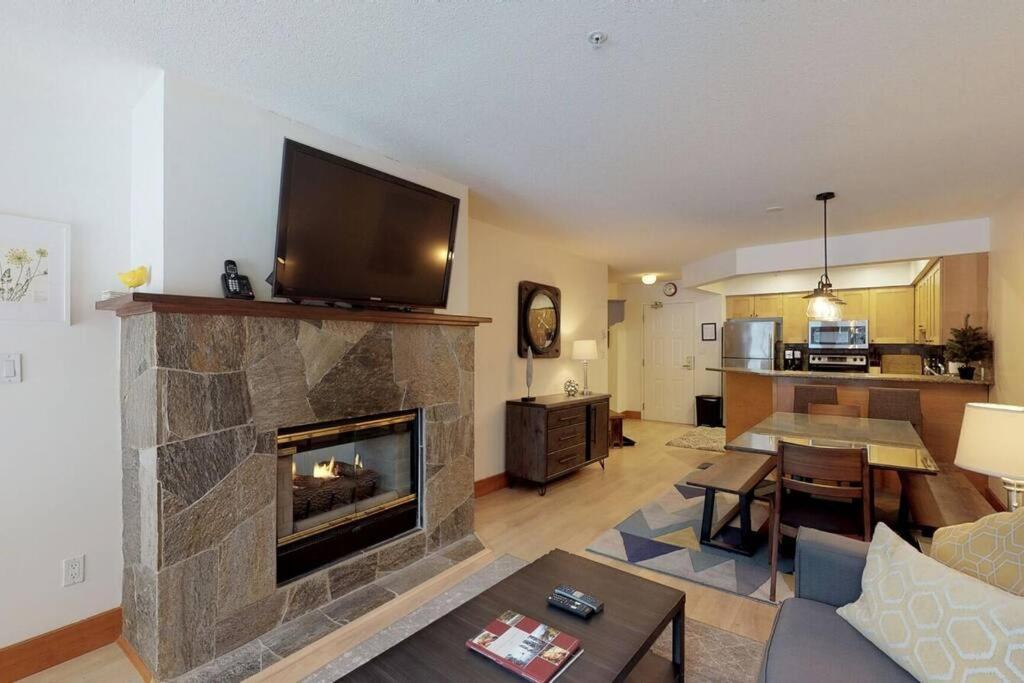 Powderhorn By Whistler Blackcomb Vacation Rentals Luaran gambar