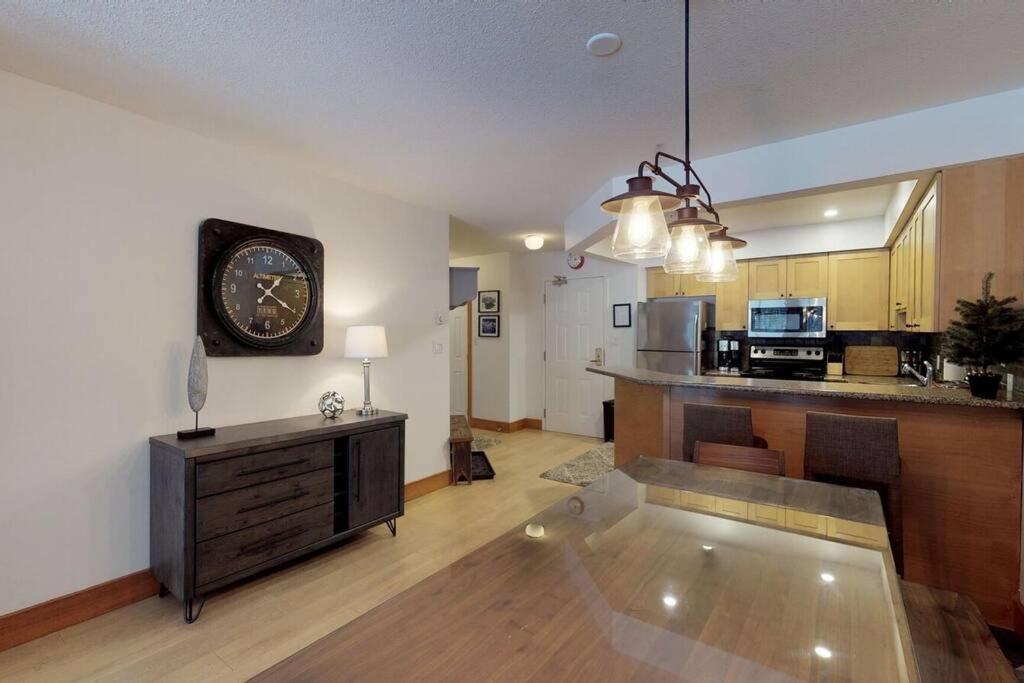 Powderhorn By Whistler Blackcomb Vacation Rentals Luaran gambar